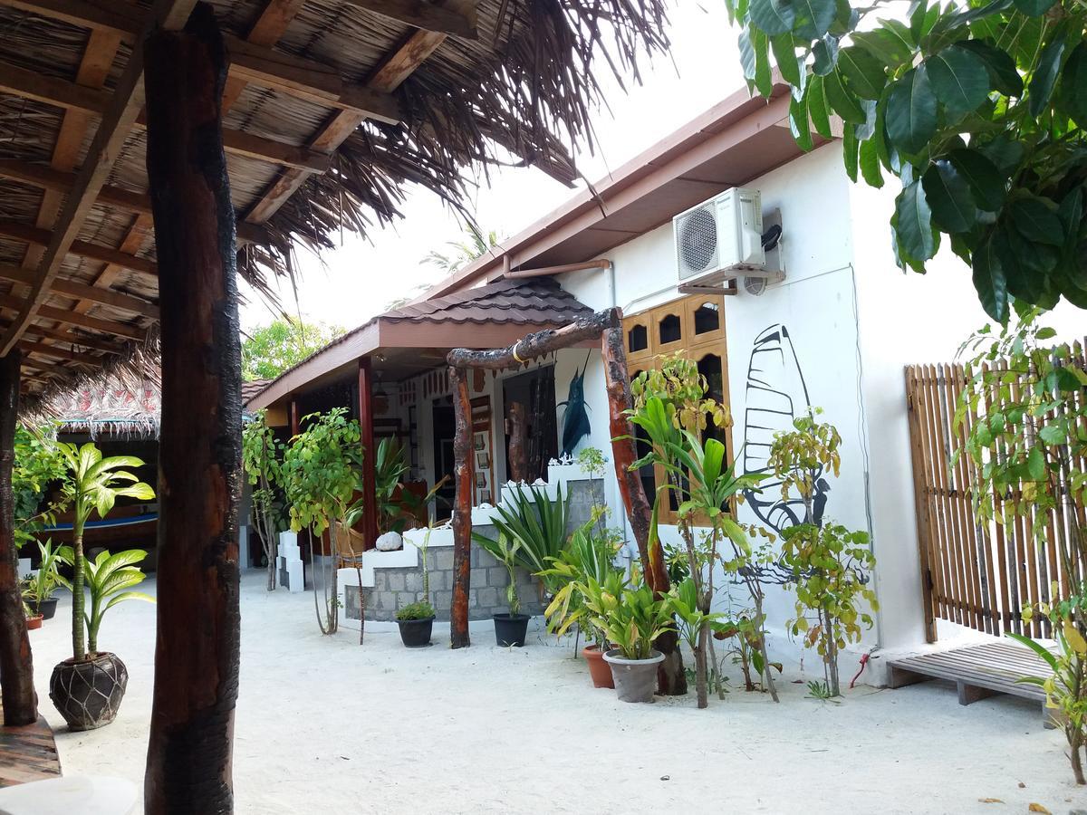Alvi Star Inn Thulhaadhoo Exterior foto